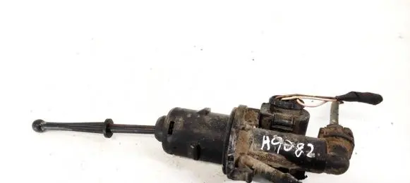 Volkswagen Golf V Clutch master cylinder 1K0721388
