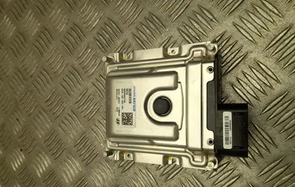 Hyundai Kona II Engine control unit/module 397510EXE1