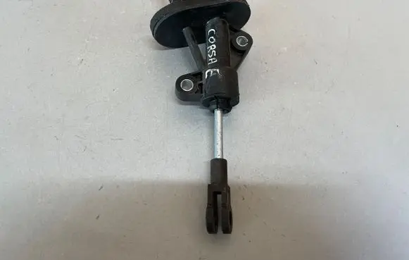 Opel Corsa E Clutch slave cylinder 55190994