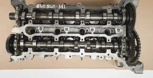 Mercedes-Benz B W245 Engine head R6400162201