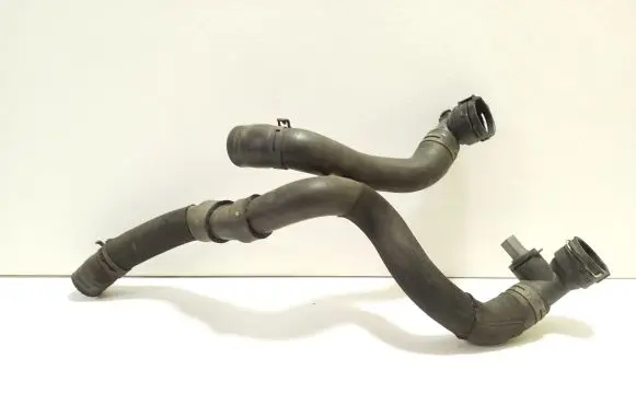 Volkswagen Golf Plus Engine coolant pipe/hose 1K0121049CA