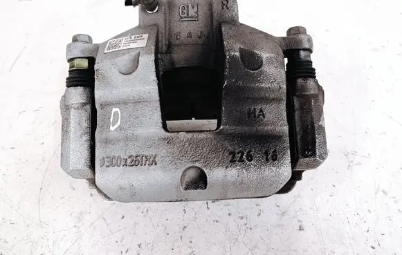 Buick Encore I Front brake caliper 42788408