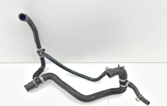 Mercedes-Benz GL X166 Engine coolant pipe/hose A1665063035