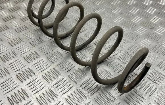Mercedes-Benz B W245 Rear coil spring 