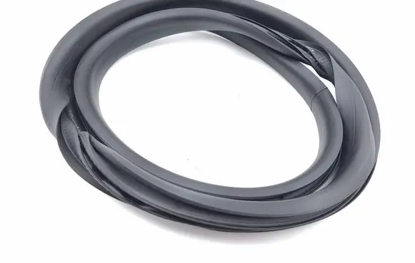 Renault Megane IV Rubber seal rear door 