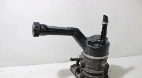 Citroen C4 I Power steering pump