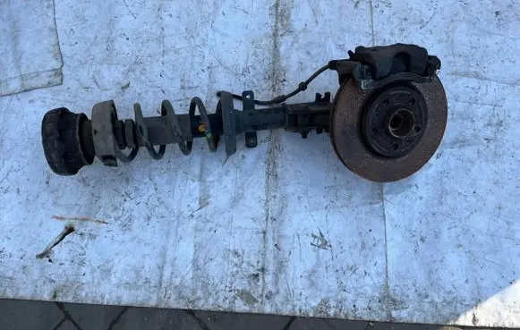 Renault Trafic III (X82) Front wheel hub spindle knuckle 400144570R