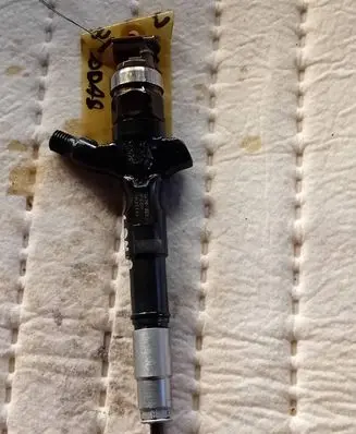 Toyota Land Cruiser (J120) Fuel injector 2367030140 12H23444