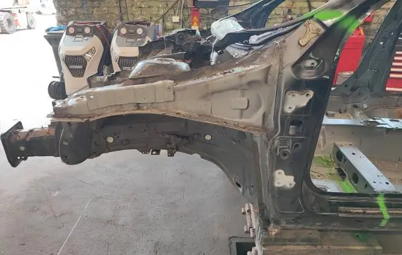 Front quarter panel