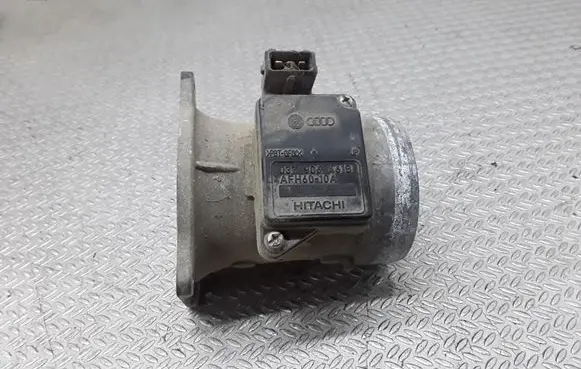 Audi A4 S4 B5 8D Mass air flow meter 037906461B