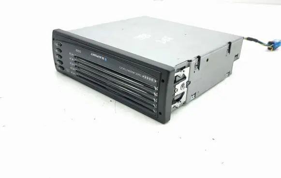 Maserati Quattroporte CD/DVD changer 735273184
