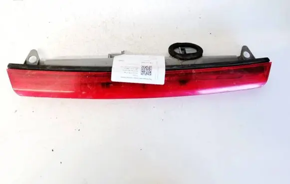 Toyota Avensis T250 Third/center stoplight