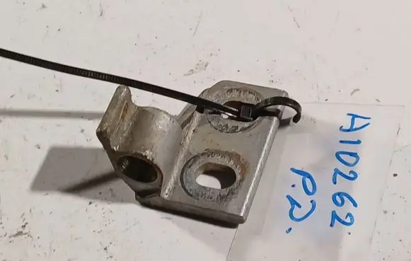 Peugeot 406 Front door upper hinge 