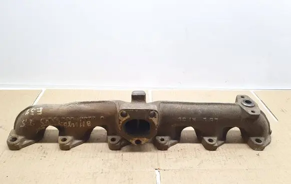BMW 5 E34 Exhaust manifold 2244964