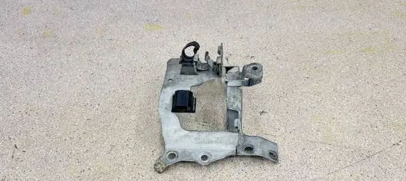 BMW M5 Other engine bay part 7847577 11517847577