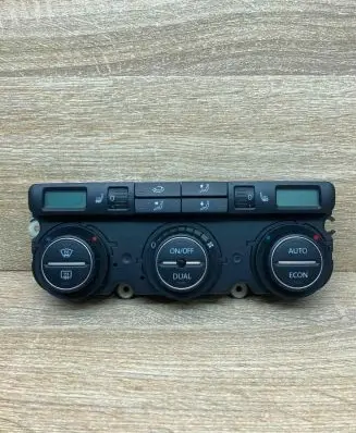 Volkswagen PASSAT B6 Climate control unit 746775 74677532