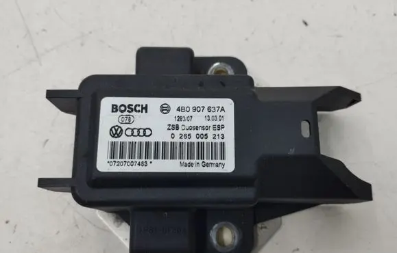 Audi A4 S4 B5 8D ESP acceleration yaw rate sensor 4B0907637A