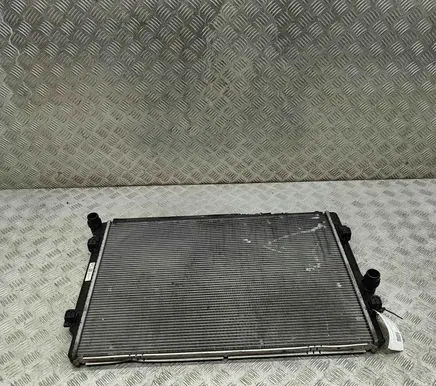 Volkswagen Golf VII Coolant radiator 5Q0121251GN