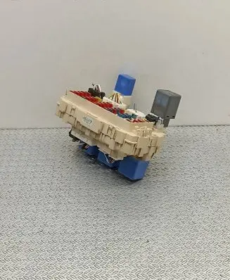 Nissan X-Trail T30 Fuse module B0556