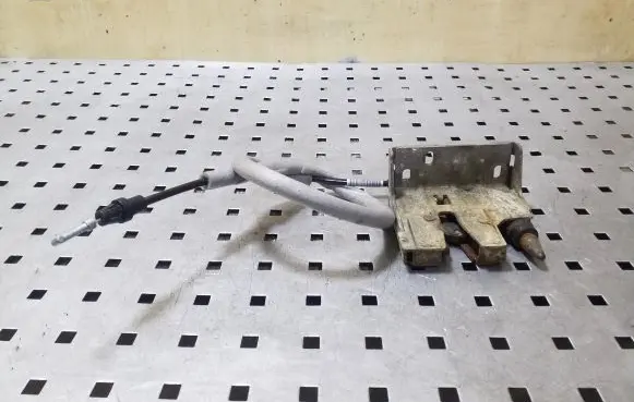 Loading door lock