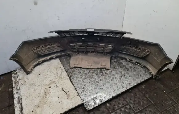 Opel Astra H Front bumper