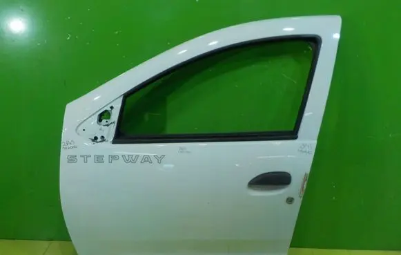 Dacia Sandero II Front door PRZOD ZP45