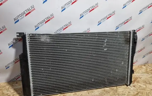 BMW i3 Coolant radiator 8600511