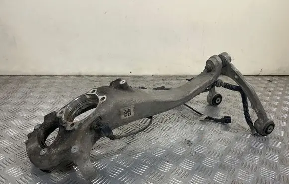 Porsche Cayenne (92A) Front wheel hub spindle knuckle 7P0407245