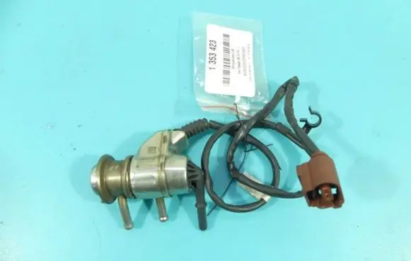 Volkswagen PASSAT B8 Fuel injector 0444025024 IMPRK1353423