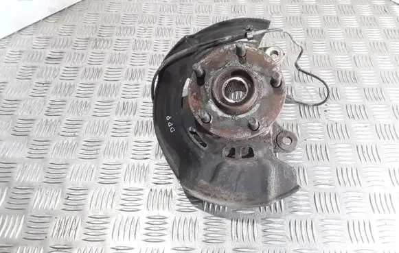 Toyota Auris 150 Front wheel hub