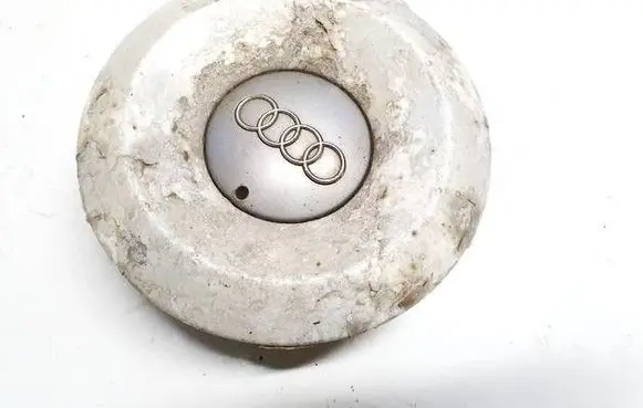 Audi A3 S3 8L Original wheel cap 8z0601165c