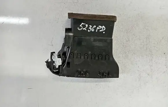 Dash center air vent grill