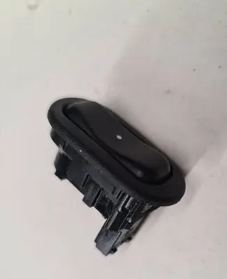 Opel Zafira A Electric window control switch 90561388 13353100