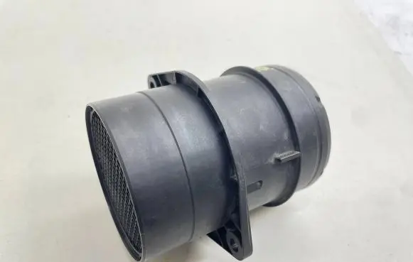 Volkswagen Golf VII Mass air flow meter 03L906461A 0281002956