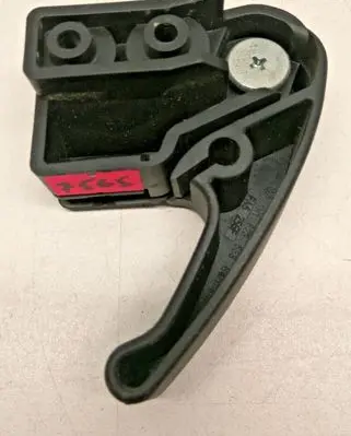 Volkswagen Golf III Engine bonnet (hood) release handle 1H1823533