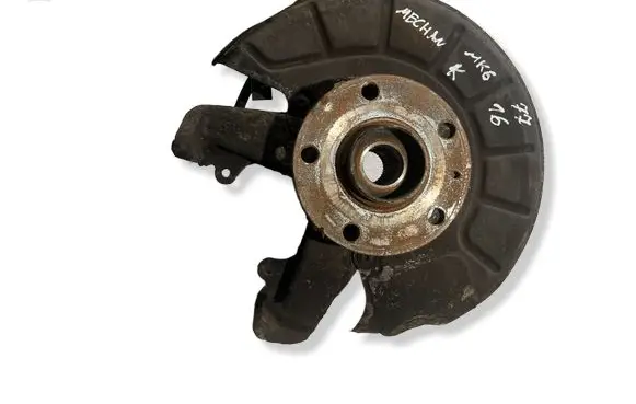 Volkswagen Golf VI Front wheel hub 