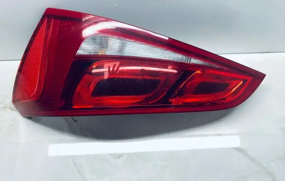 Audi Q5 SQ5 Tailgate rear/tail lights 218002 8R0945094 AU416T2