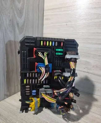 Peugeot 208 II Comfort/convenience module 9830790980 1542043718 28625146