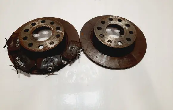 Volkswagen Golf V Rear brake disc VG000V