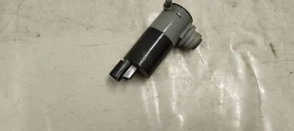 Volvo S90, V90 Headlight washer pump 1019873001
