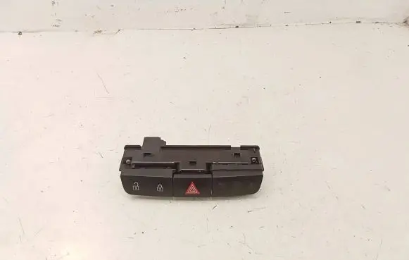 Opel Insignia A Hazard light switch 13324594