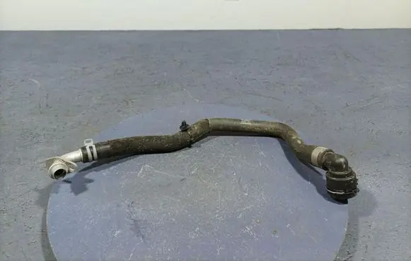 Volvo XC60 Engine coolant pipe/hose 32339327