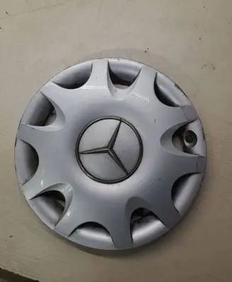 Mercedes-Benz A W169 R15 wheel hub/cap/trim 1694000025 5378