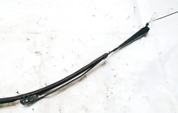 Mitsubishi Carisma Front wiper blade arm
