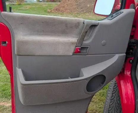 Volkswagen Transporter - Caravelle T4 Front door card panel trim