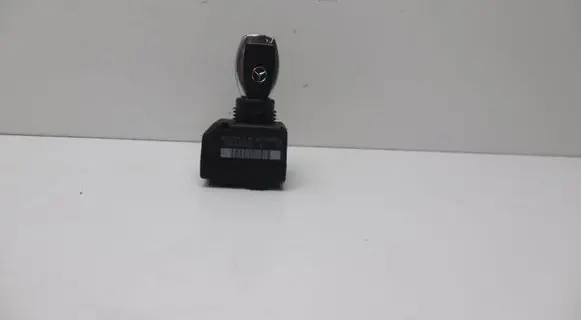 Mercedes-Benz GL X164 Ignition lock A1649051500