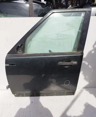 Land Rover Discovery Front door