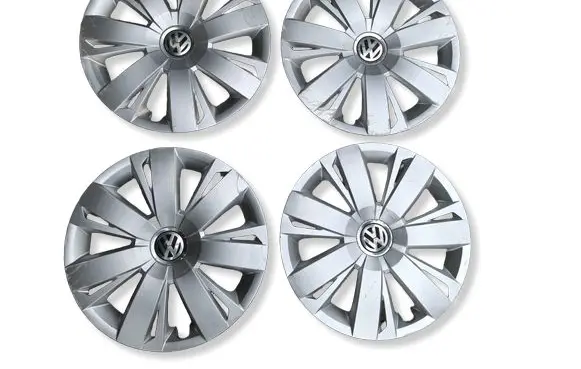 Volkswagen Jetta VI R16 wheel hub/cap/trim 5C0601147A