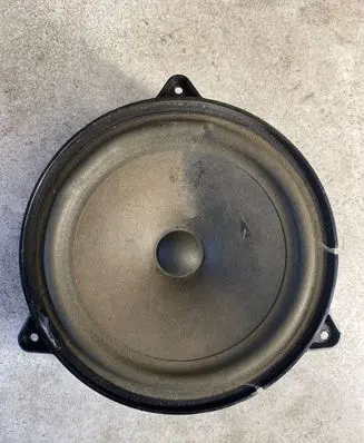 Audi A6 S6 C5 4B Front door speaker 4B0035411