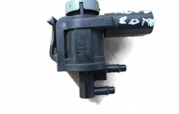 Audi A6 S6 C6 4F Valve vacuum 